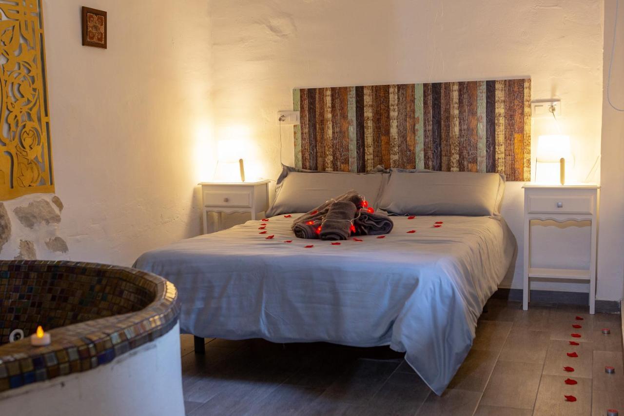 Fortress Jacuzzi Bed and breakfast